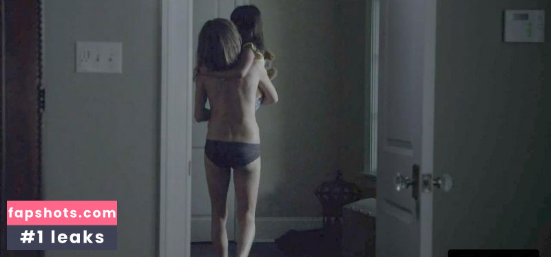 Sarah Chalke gallery photo #62