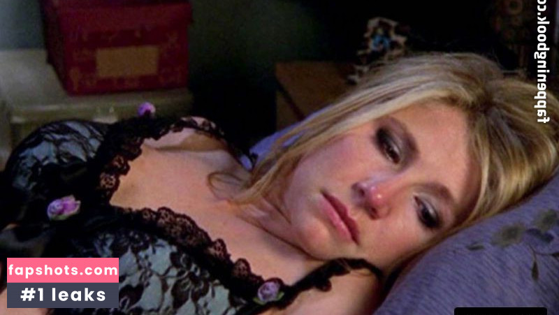 Sarah Chalke gallery photo #67