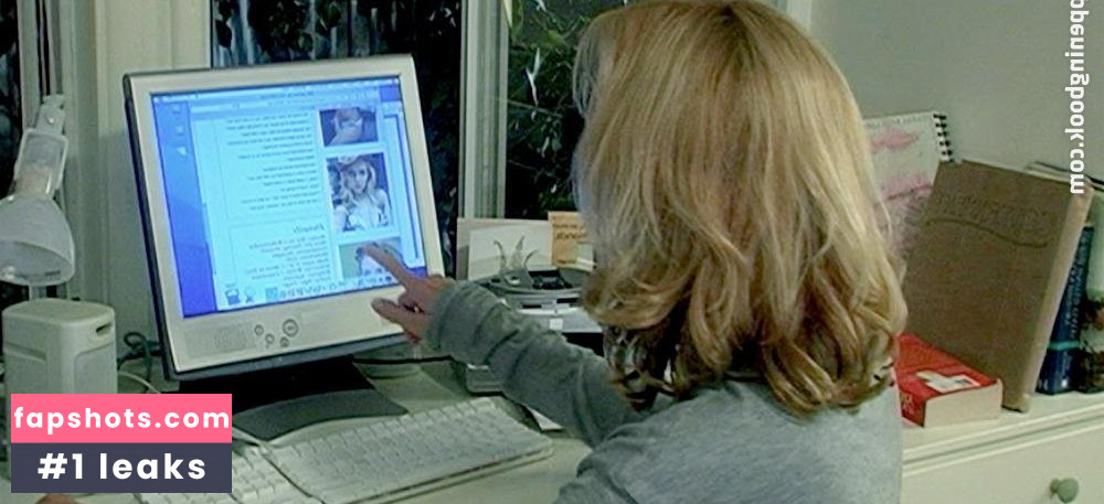 Sarah Christine Smith gallery photo #3