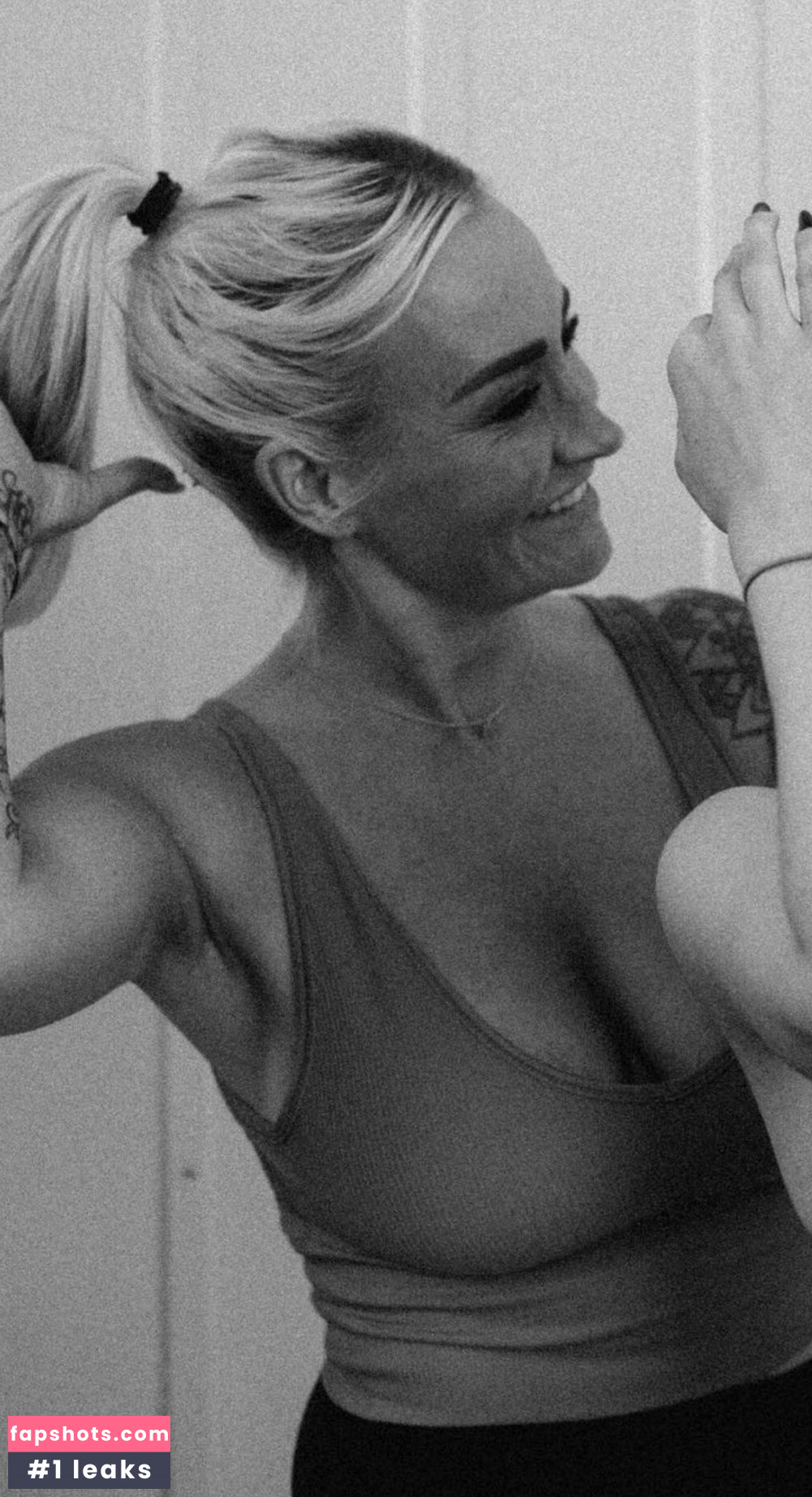 Sarah Connor Nude Leaks OnlyFans Photos #140 - LeakJerk