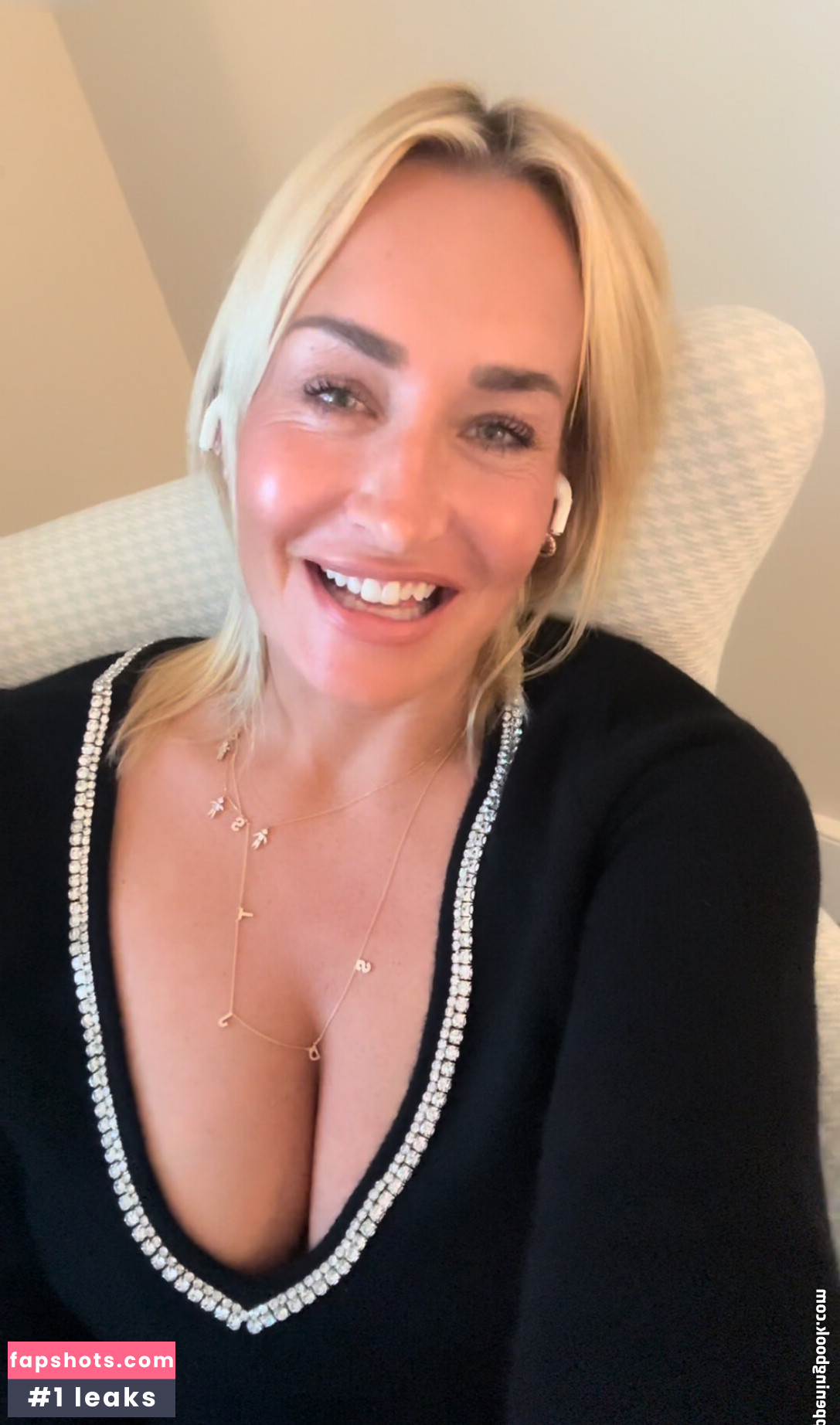 Sarah Connor Nude Leaks OnlyFans Photos #19 - LeakJerk