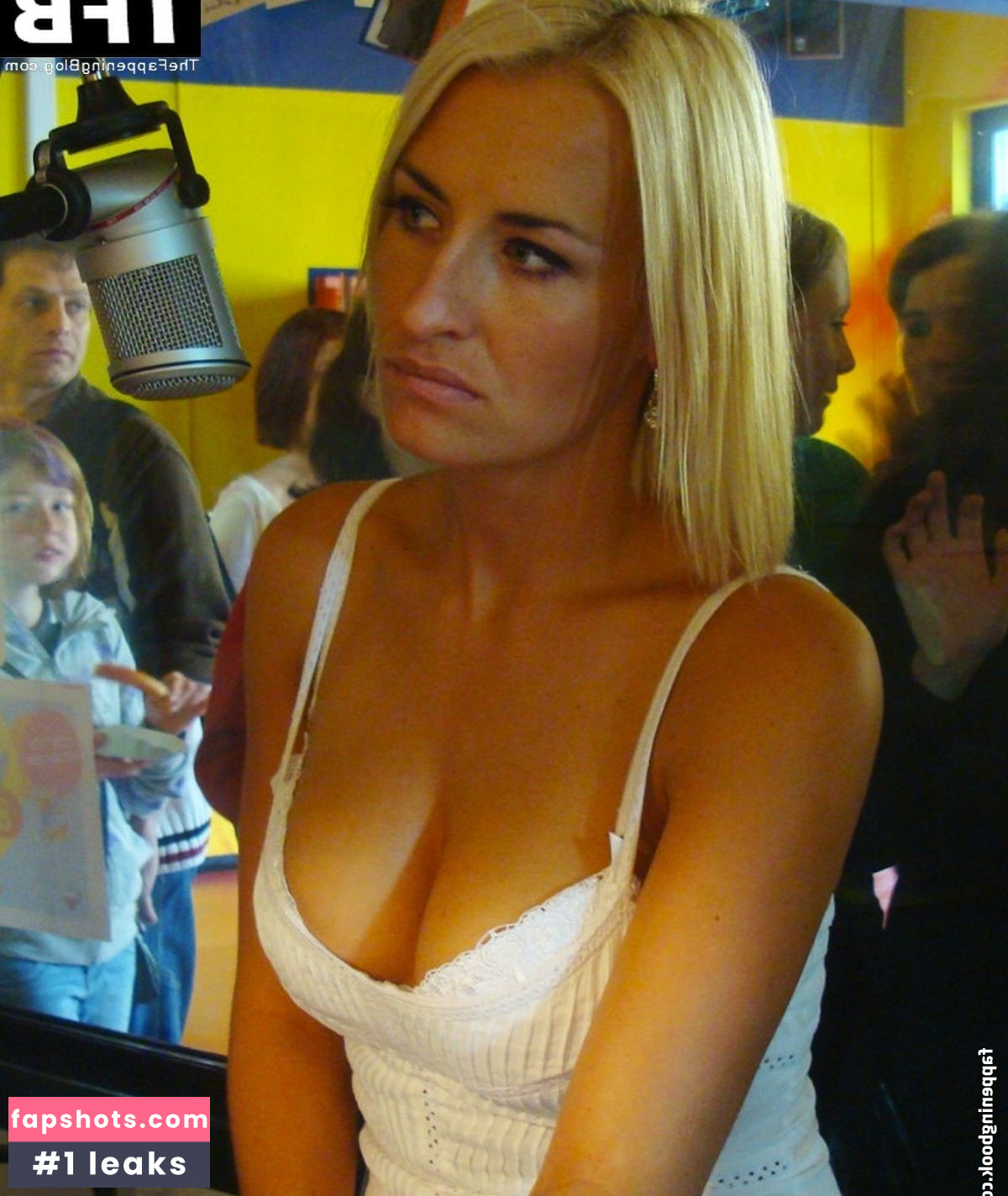 Sarah Connor Nude Leaks OnlyFans Photos #267 - LeakJerk