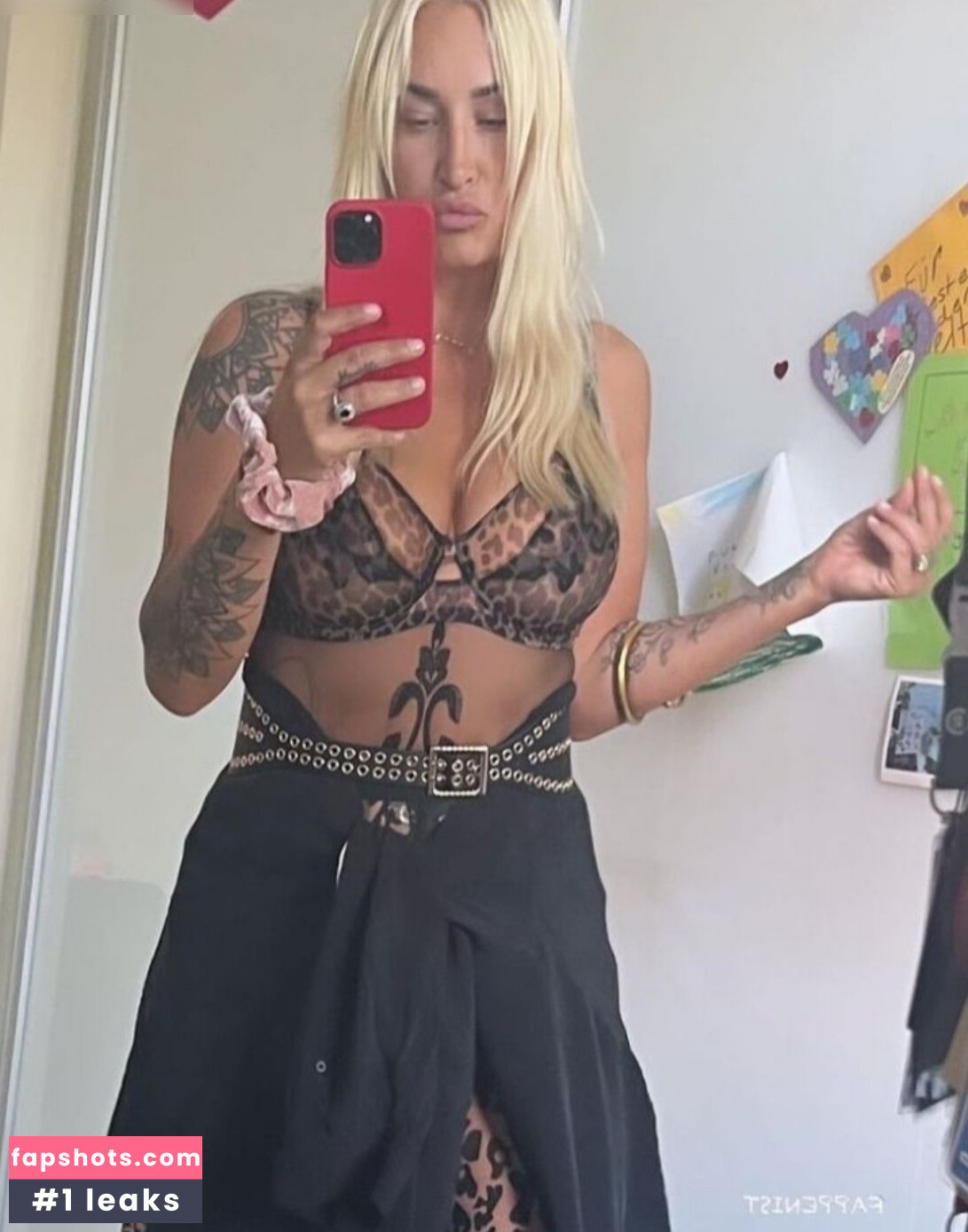 Sarah Connor Nude Leaks OnlyFans Photos #31 - LeakJerk