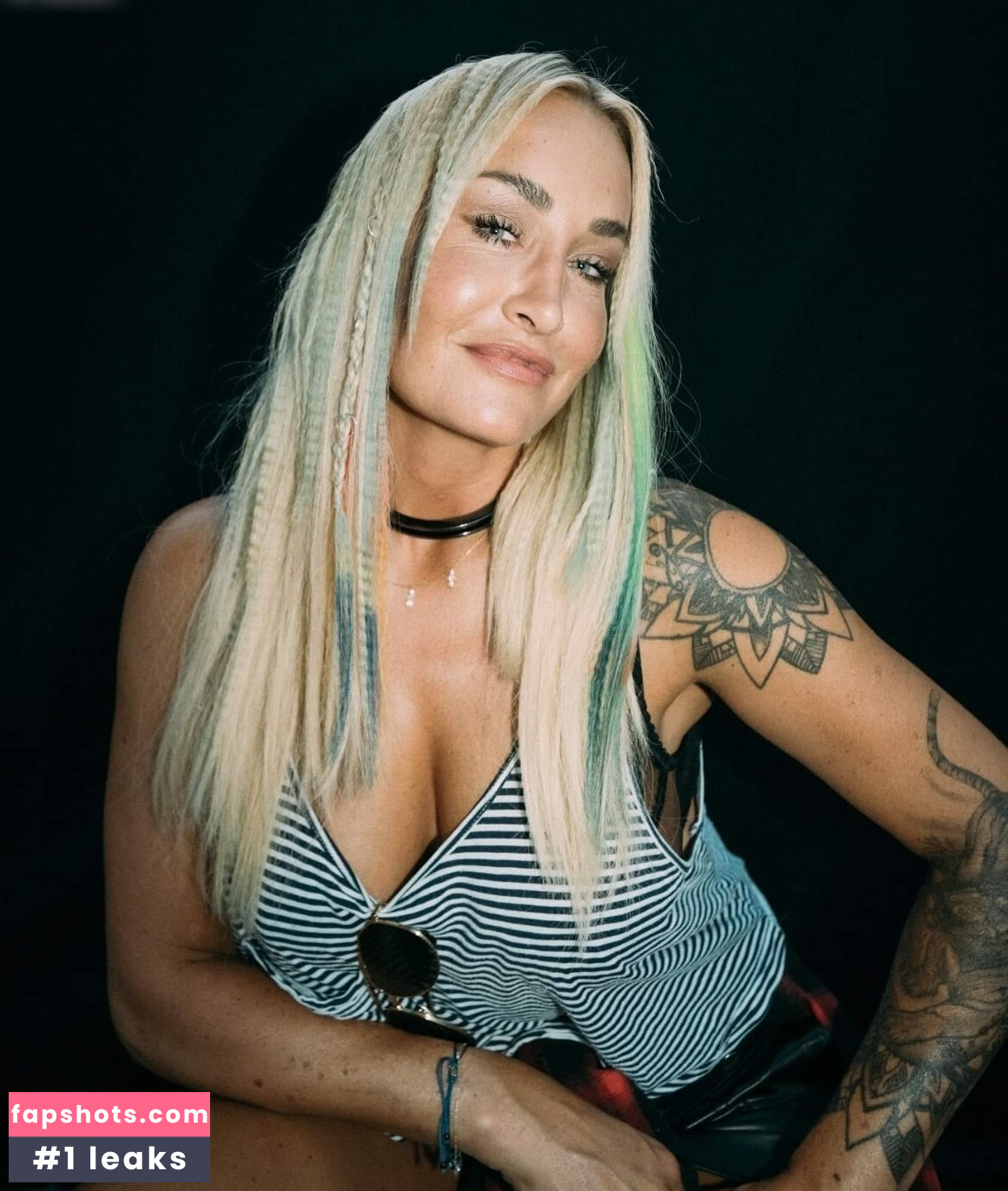 Sarah Connor Nude Leaks OnlyFans Photos #36 - LeakJerk