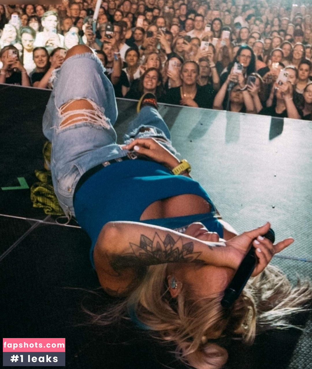 Sarah Connor Nude Leaks OnlyFans Photos #37 - LeakJerk