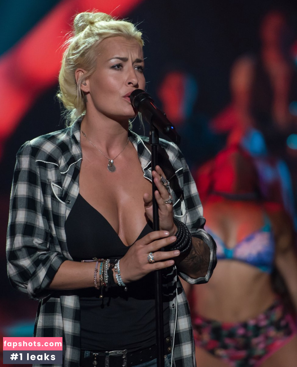 Sarah Connor Nude Leaks OnlyFans Photos #550 - LeakJerk