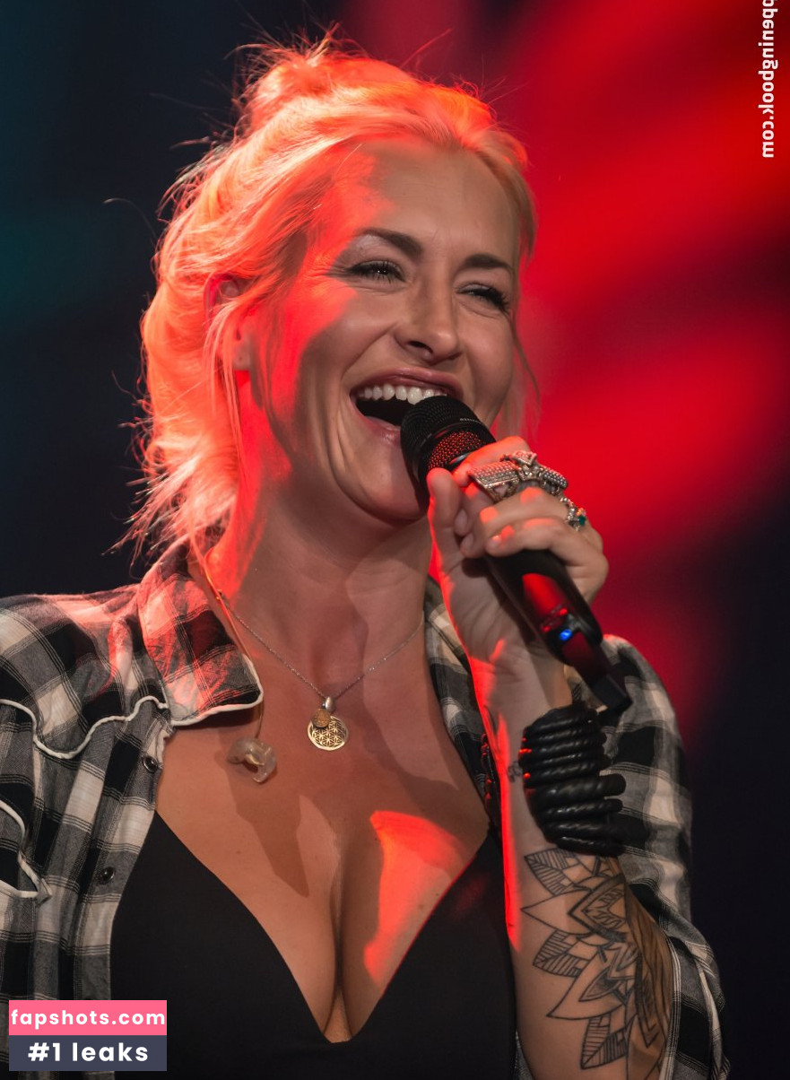 Sarah Connor Nude Leaks OnlyFans Photos #552 - LeakJerk