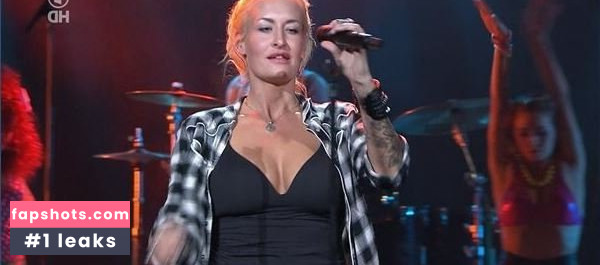 Sarah Connor Nude Leaks OnlyFans Photos #553 - LeakJerk