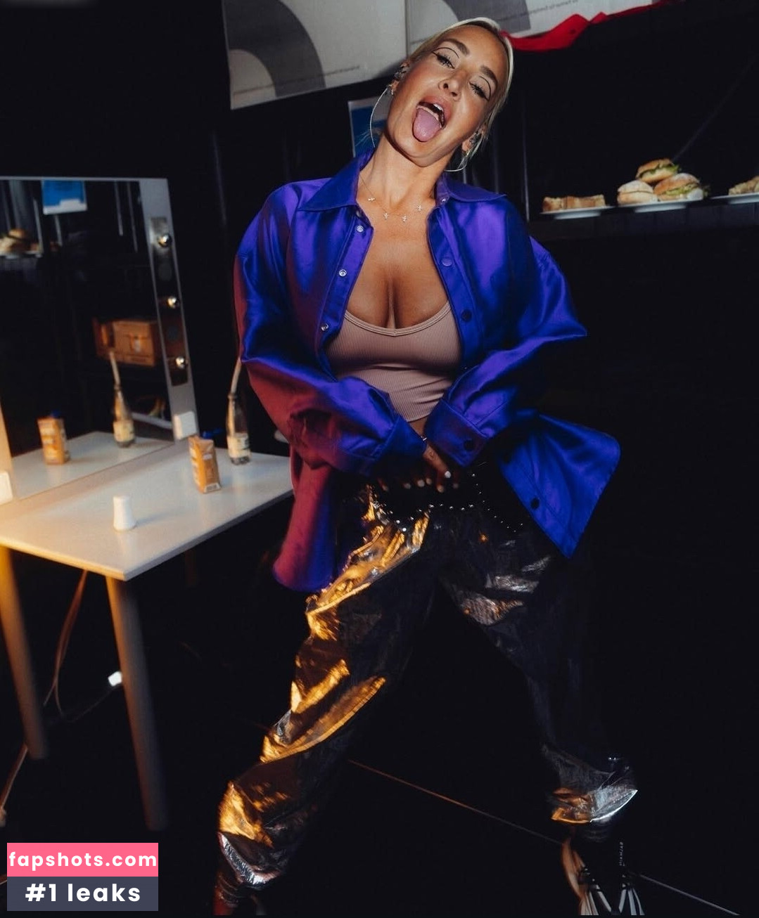 Sarah Connor Nude Leaks OnlyFans Photos #10 - LeakJerk