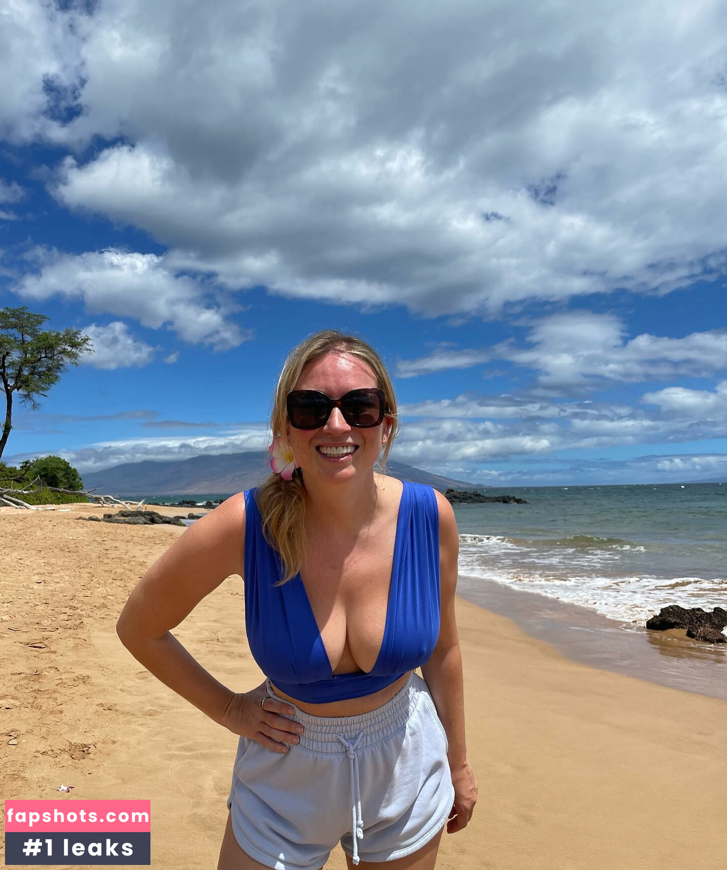 Sarah Cruddas gallery photo #5