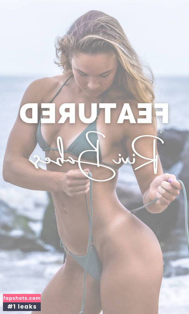 Sarah Dorough gallery photo #19