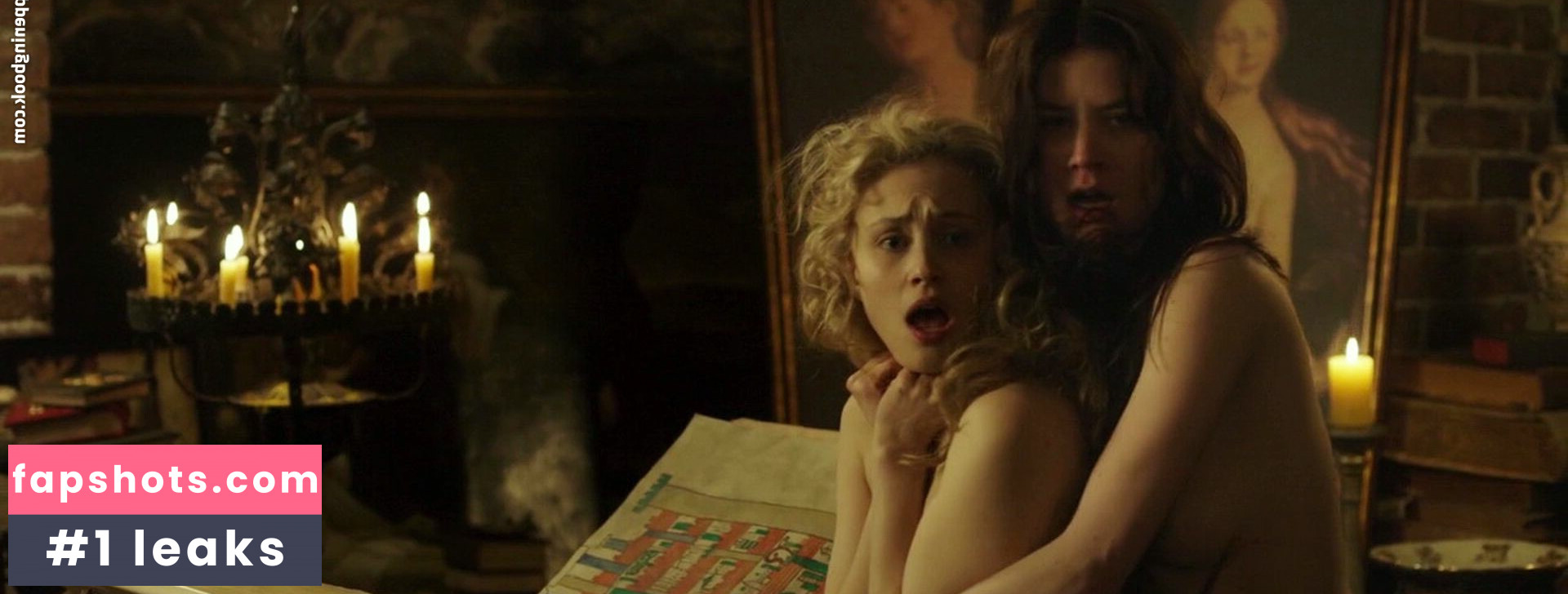 Sarah Gadon gallery photo #11