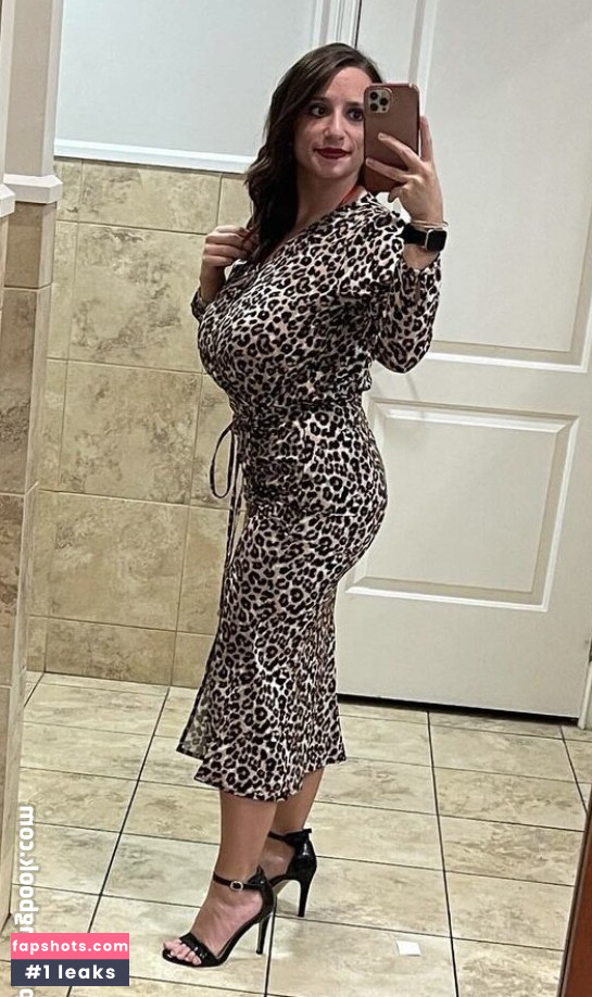 Sarah H gallery photo #29