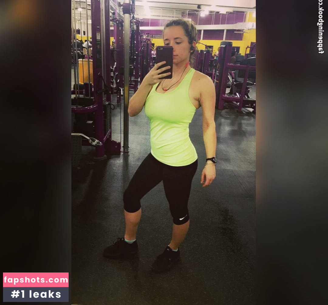 Sarah H gallery photo #10