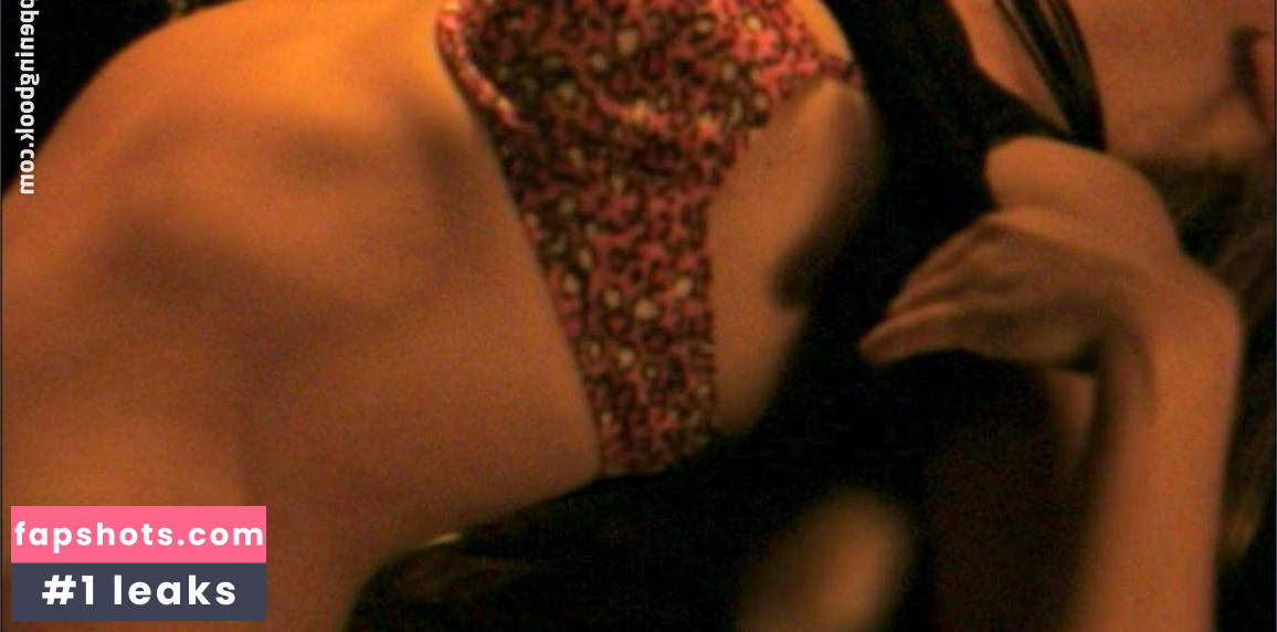 Sarah Hall Filtración Desnuda OnlyFans Foto #5 - Fapshots