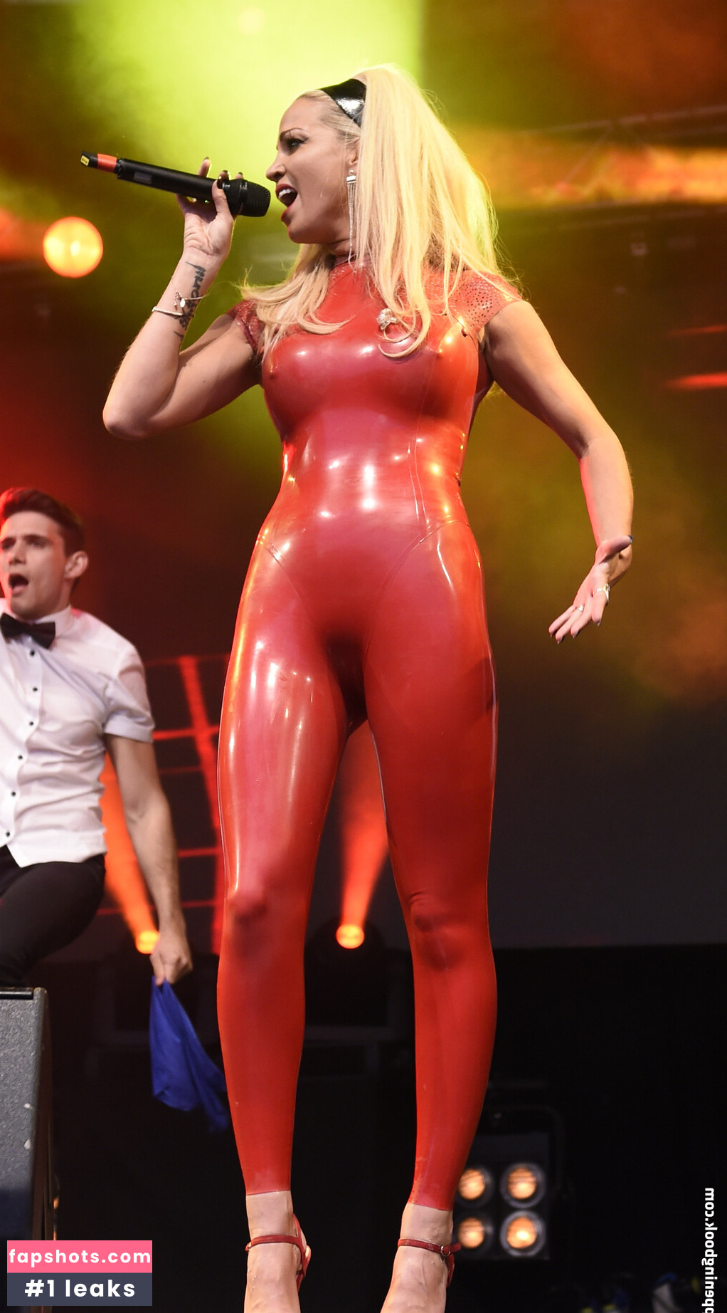 Sarah Harding Nude Leaks OnlyFans Photos #5 - LeakJerk