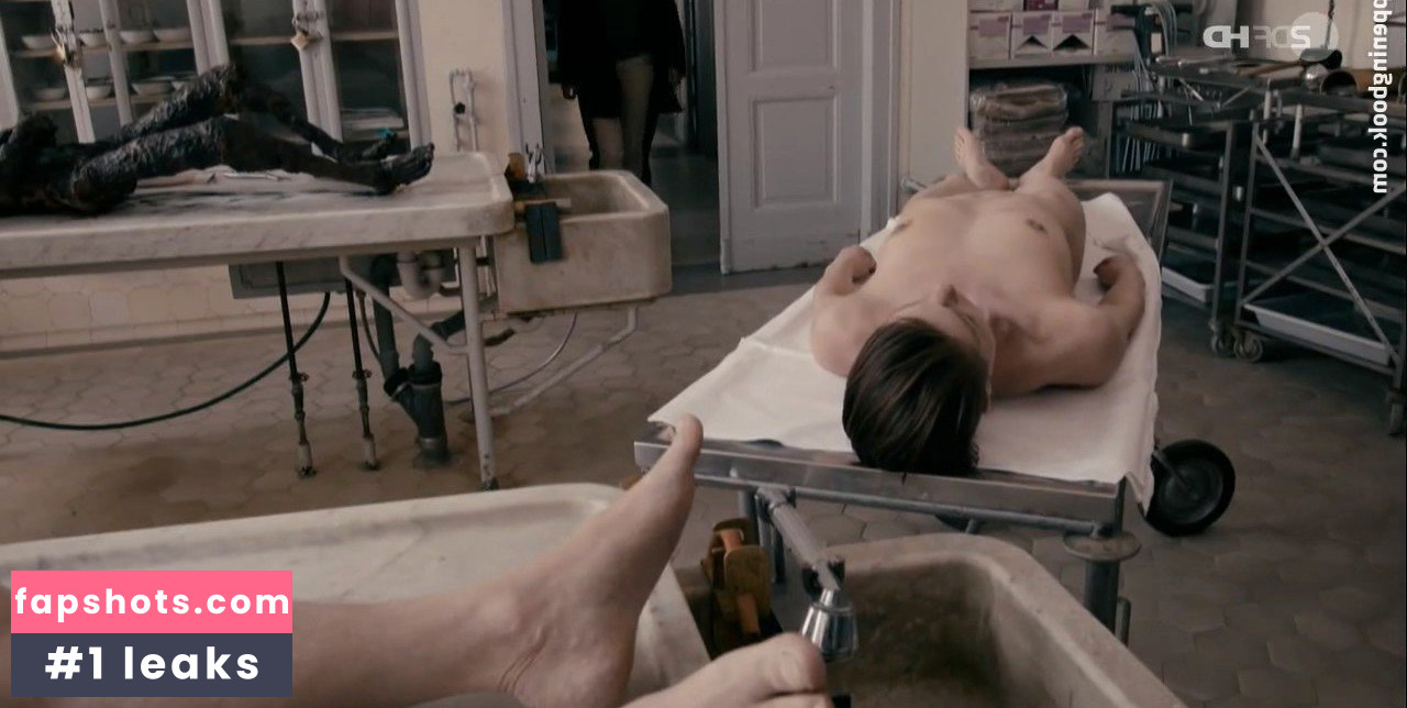 Sarah Horvath Nude Leaks OnlyFans Photos #12 - LeakJerk