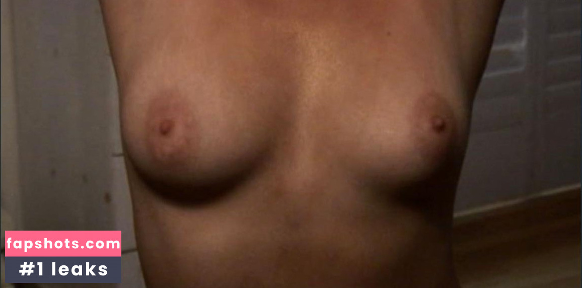 Sarah Horvath Nude Leaks OnlyFans Photos #5 - LeakJerk