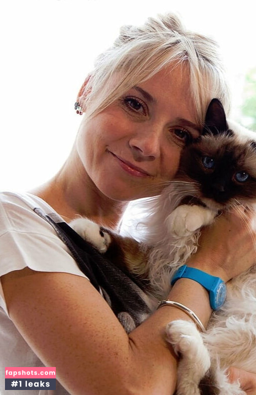 Sarah-Jane Honeywell gallery photo #17