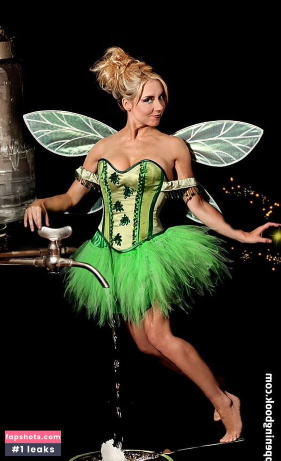 Sarah-Jane Honeywell gallery photo #9