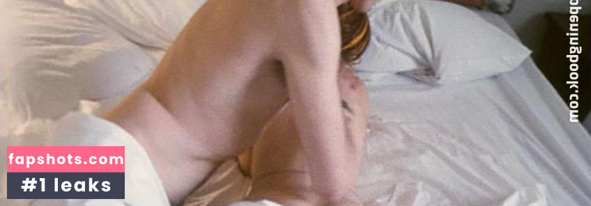 Sarah-Jane Potts gallery photo #9