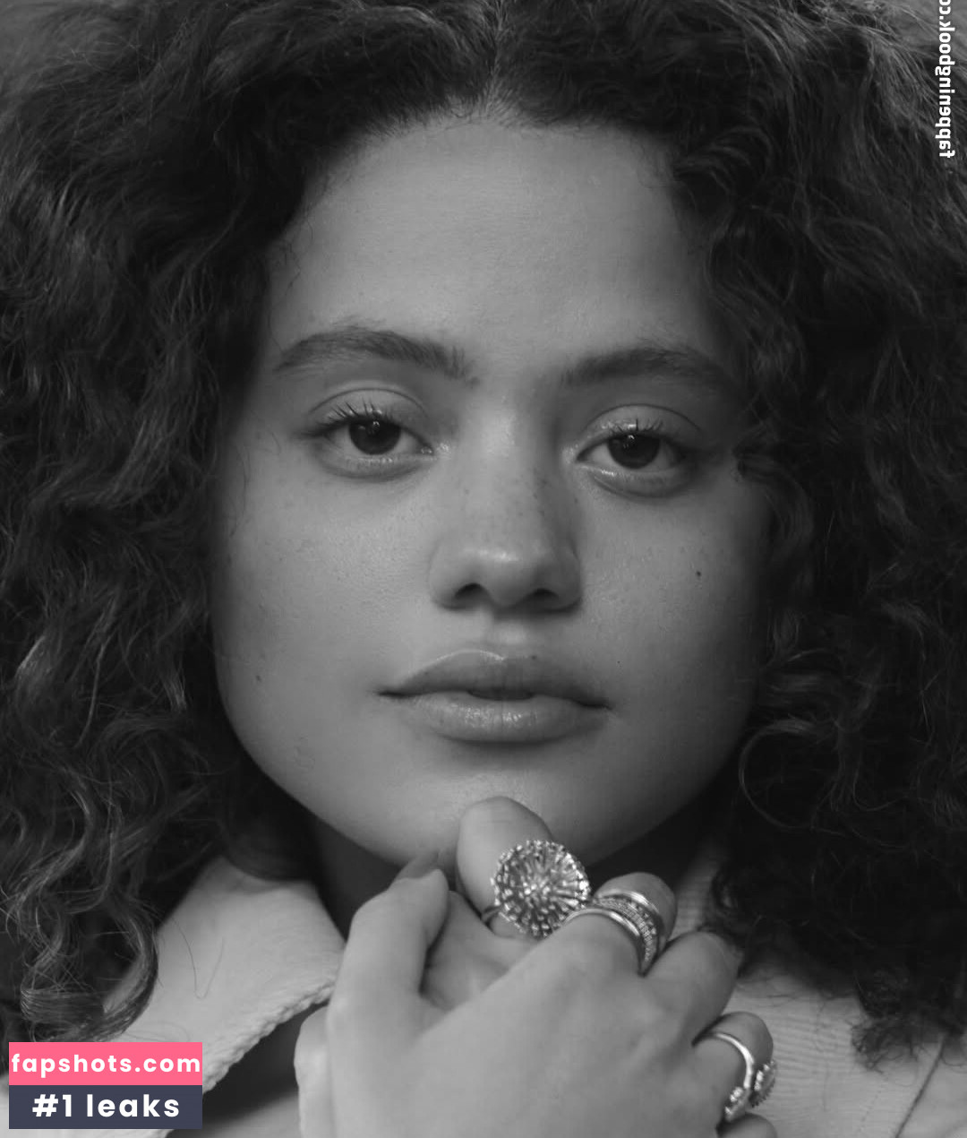 Sarah Jeffery Nude Leaks OnlyFans Photos #2 - LeakJerk