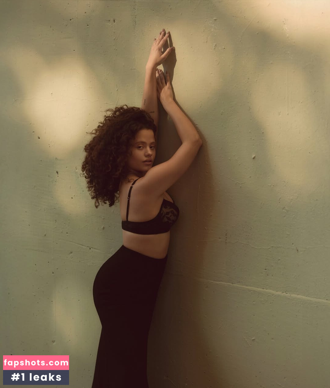 Sarah Jeffery Nude Leaks OnlyFans Photos #3 - LeakJerk