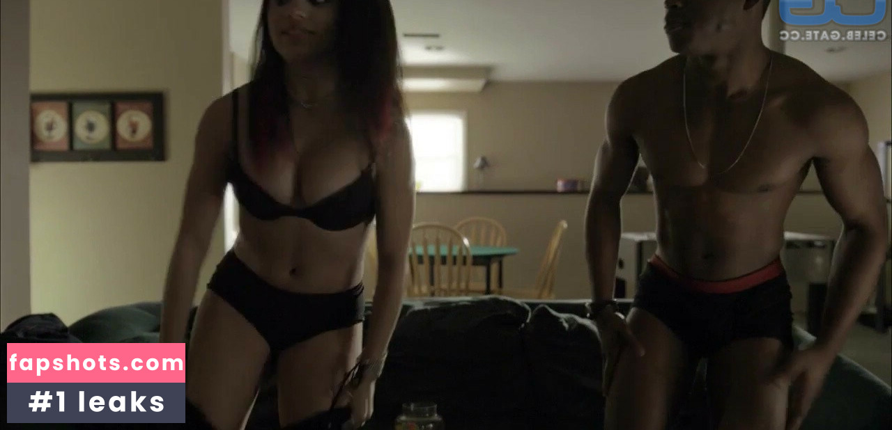 Sarah Jeffery Nude Leaks OnlyFans Photos #22 - LeakJerk