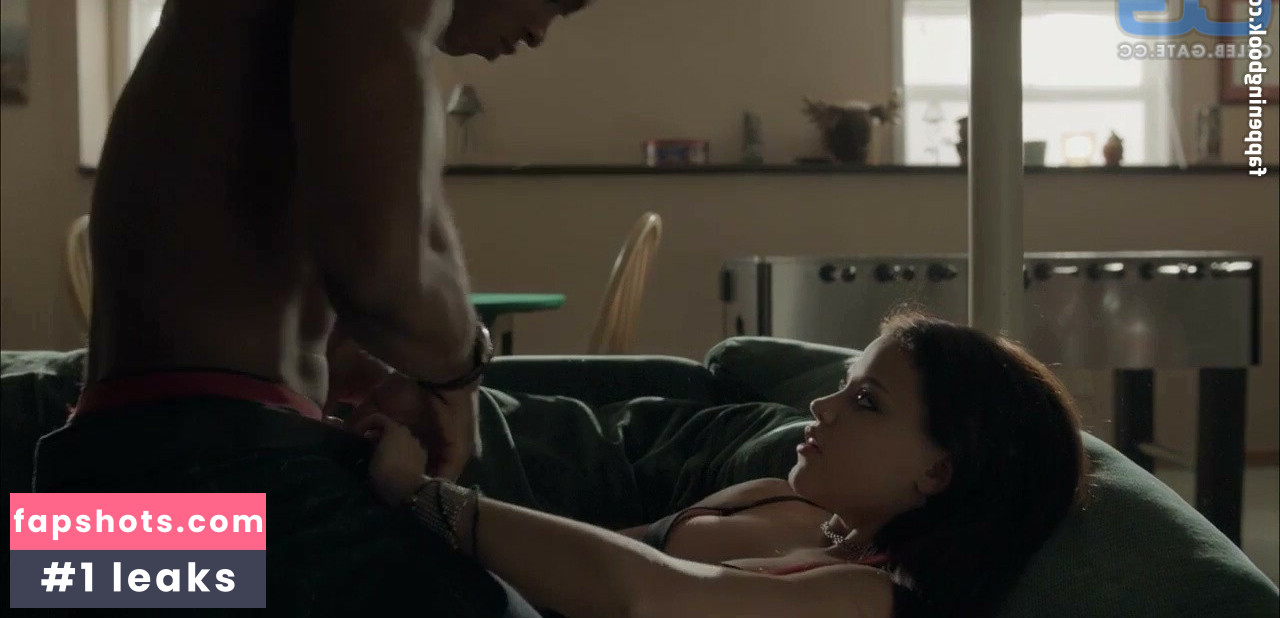 Sarah Jeffery Nude Leaks OnlyFans Photos #23 - LeakJerk