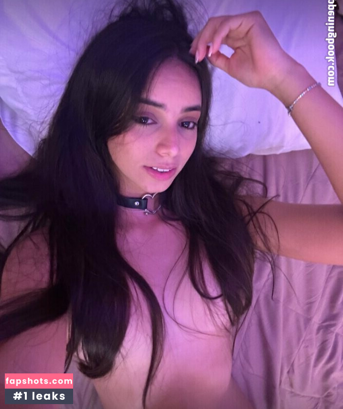 Sarah Joy nude babe gallery