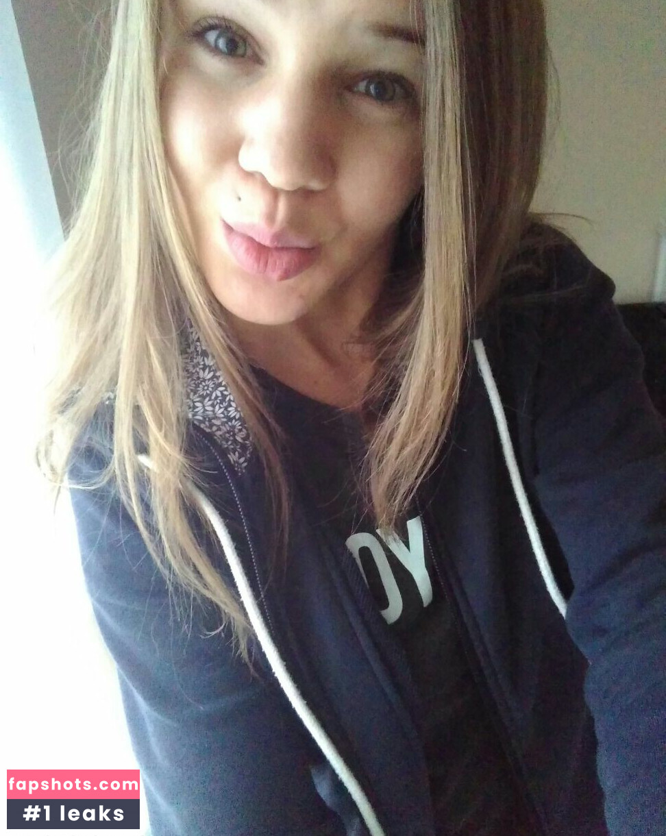 Sarah Kay Nude Leaks OnlyFans Photos #14 - LeakJerk