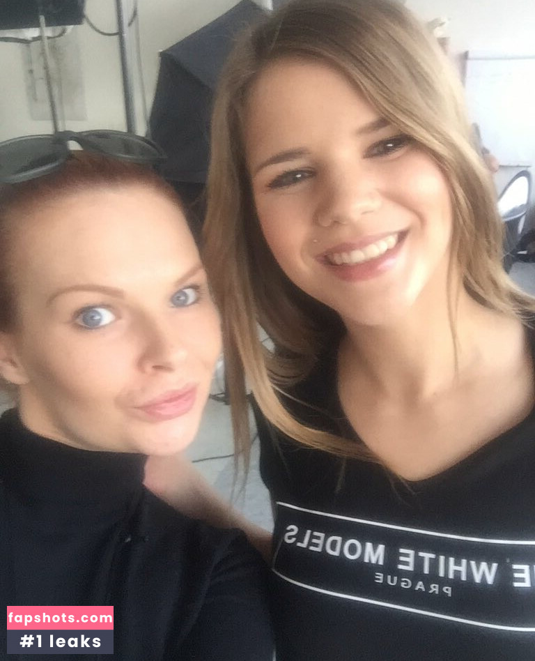 Sarah Kay Nude Leaks OnlyFans Photos #7 - LeakJerk