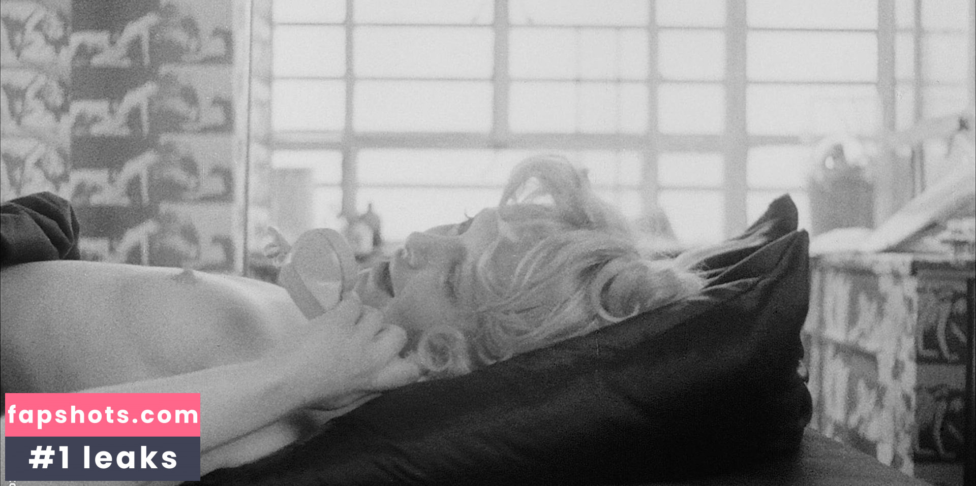 Sarah Kennedy gallery photo #8