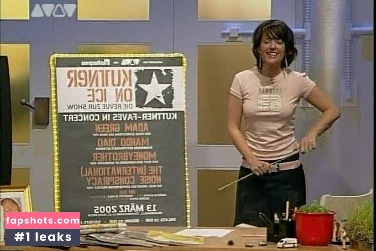 Sarah Kuttner gallery photo #11