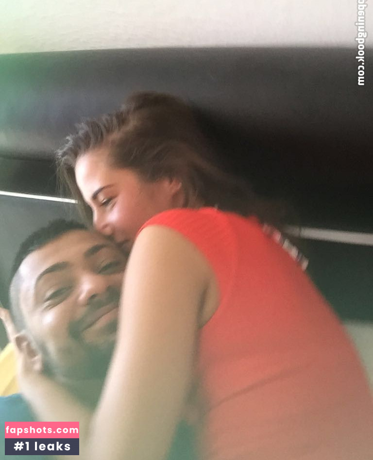 Sarah Lombardi gallery photo #73