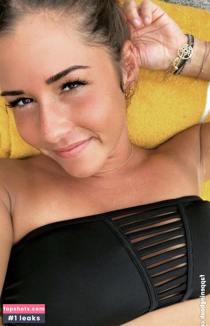 Sarah Lombardi gallery photo #78