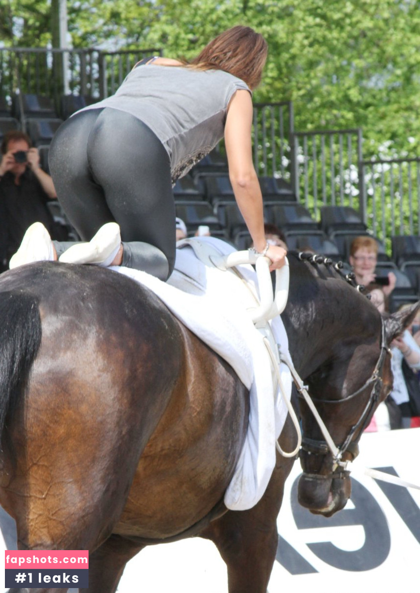 Sarah Lombardi gallery photo #93