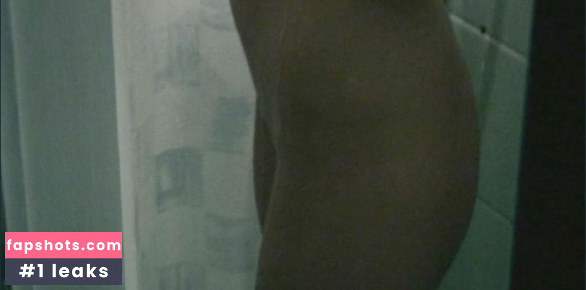 Sarah Louise Christiansen nude babe gallery