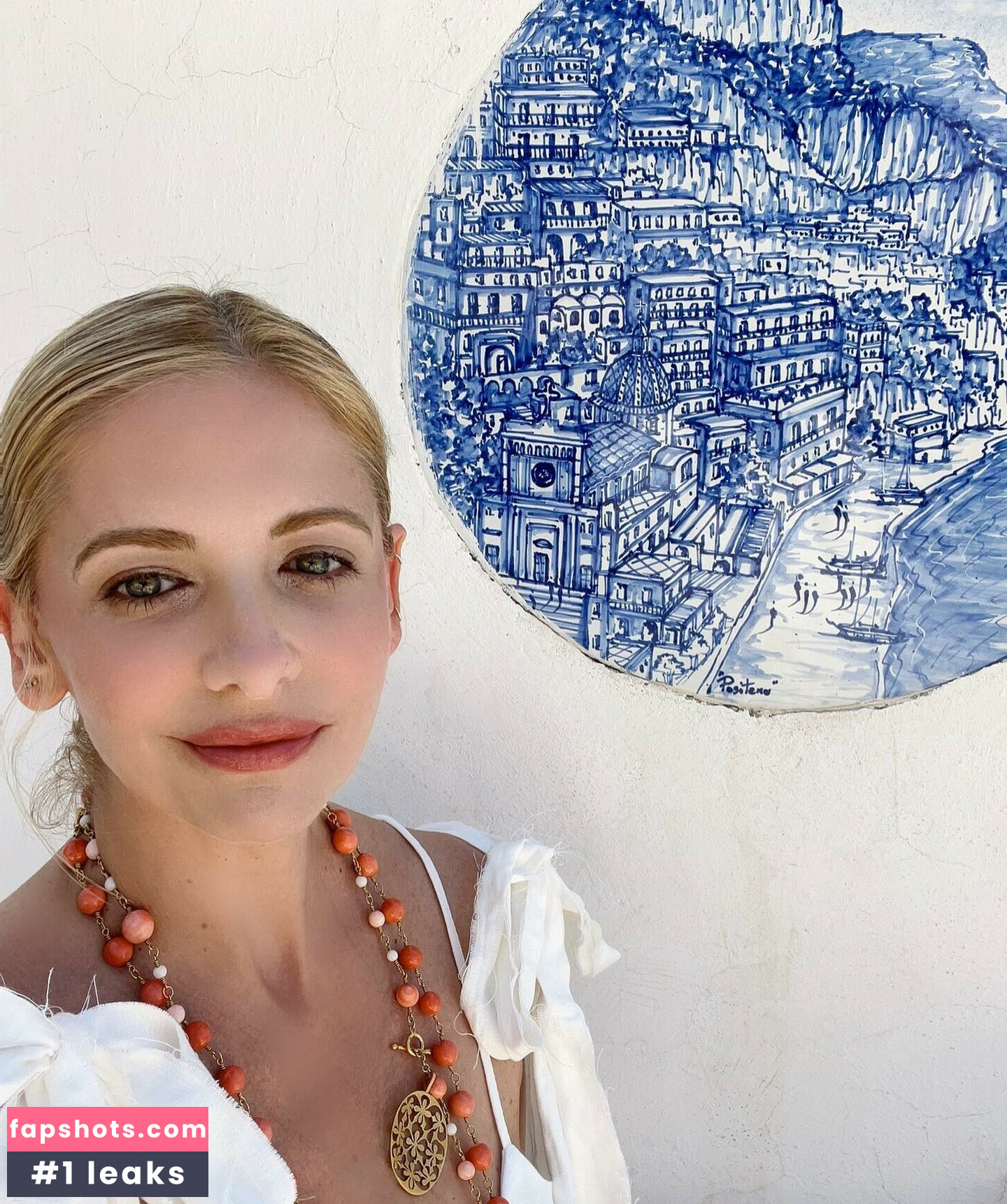 Sarah Michelle Gellar Nude Leaks OnlyFans Photos #112 - LeakJerk