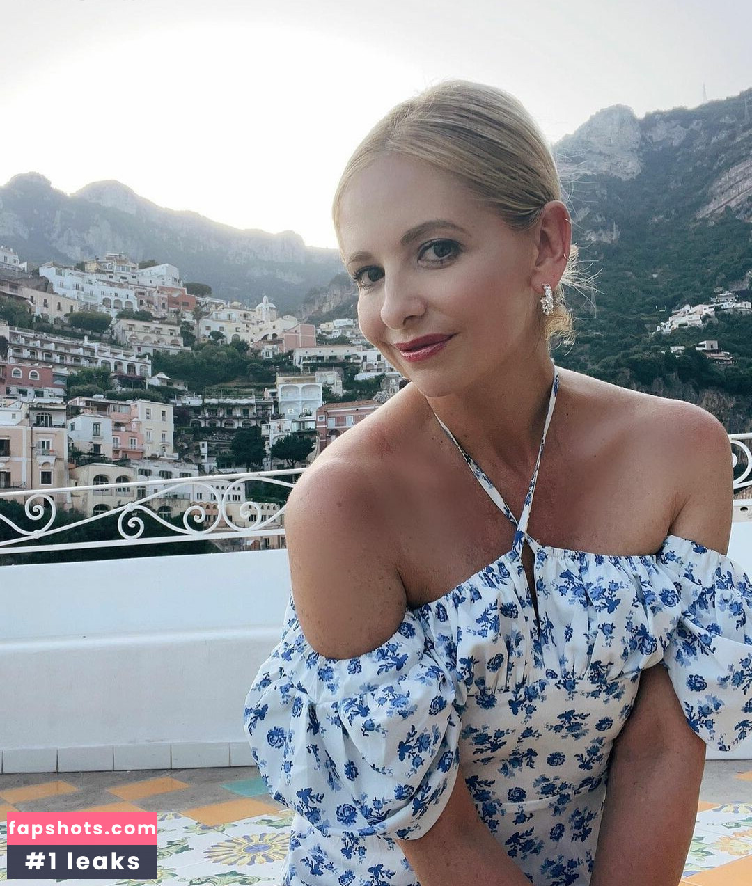 Sarah Michelle Gellar Nude Leaks OnlyFans Photos #127 - LeakJerk