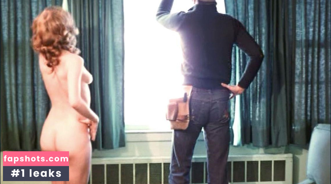 Sarah Nicholson gallery photo #5