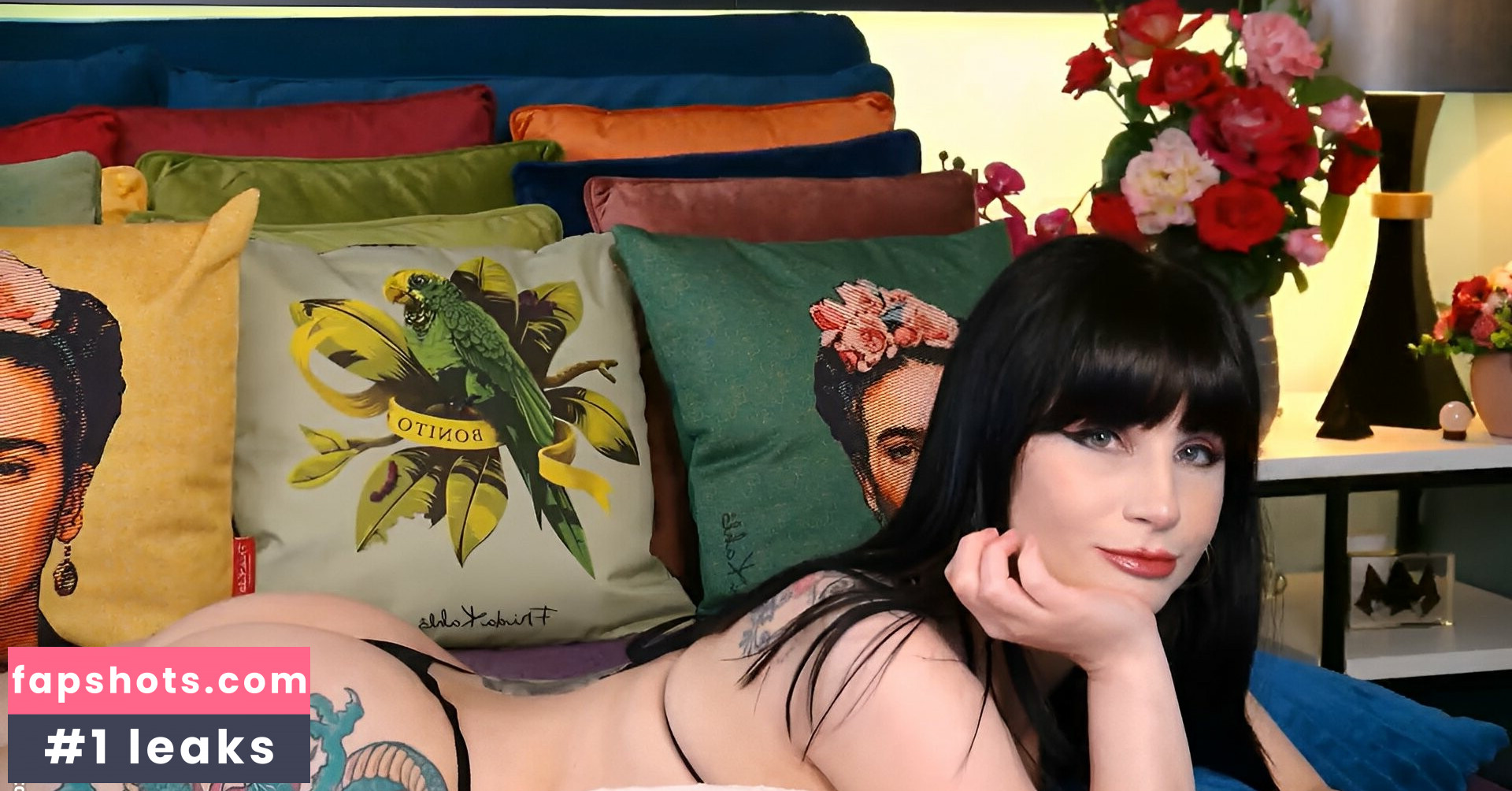 Sarah gallery photo #8