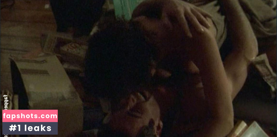 Sarah Parish gallery photo #12