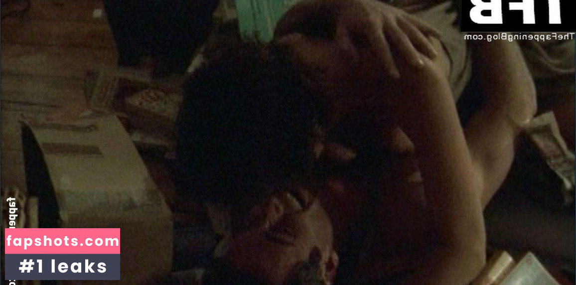 Sarah Parish gallery photo #6