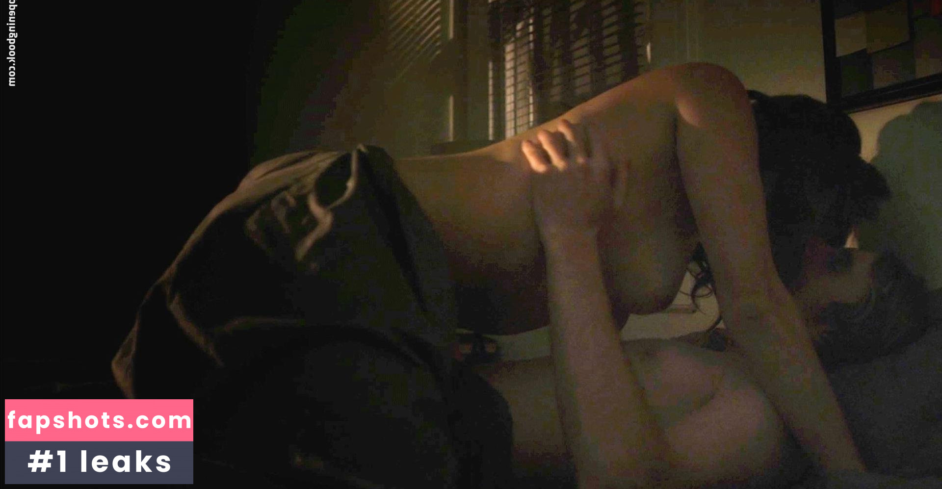 Sarah Power gallery photo #53