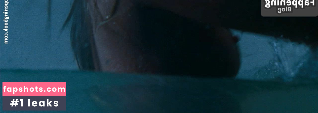 Sarah Roemer gallery photo #15