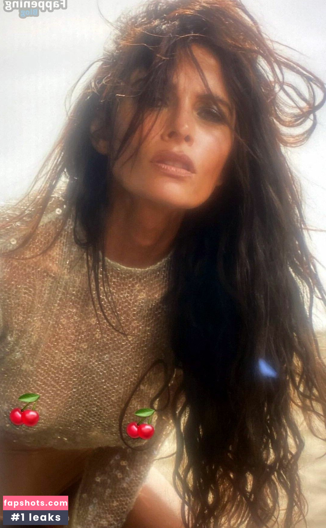 Sarah Shahi gallery photo #55