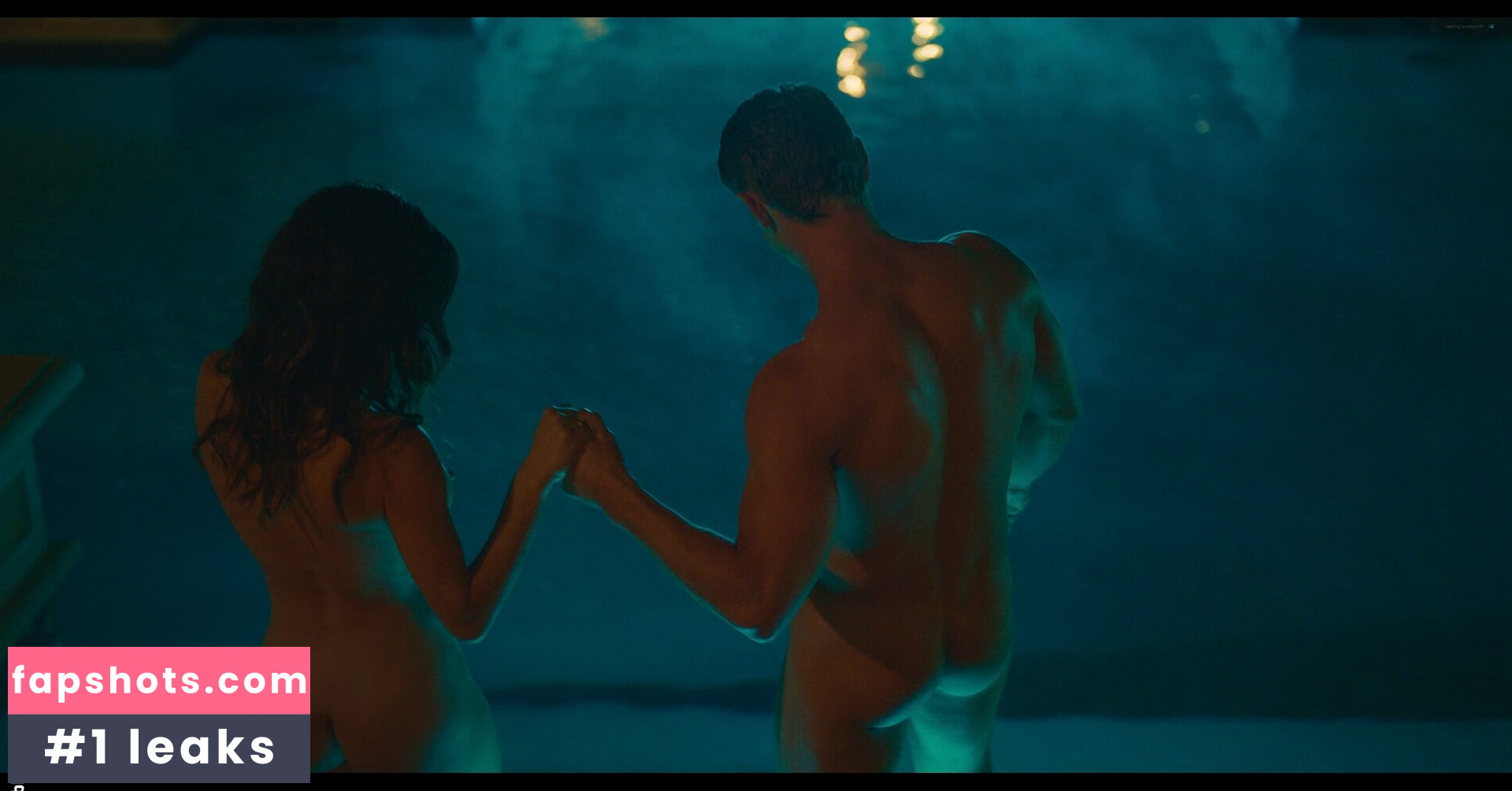 Sarah Shahi gallery photo #67