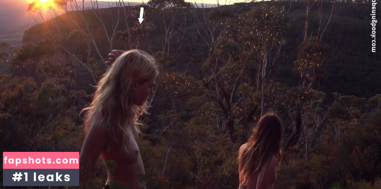 Sarah Shaw gallery photo #6