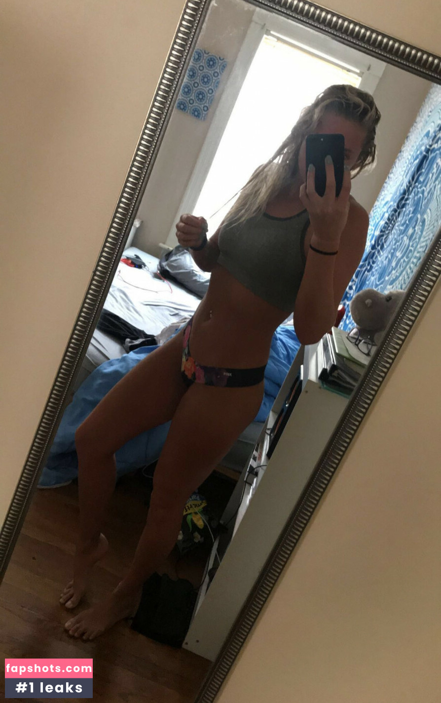 Sarah Shubert Nude Leaks OnlyFans Photos #17 - LeakJerk